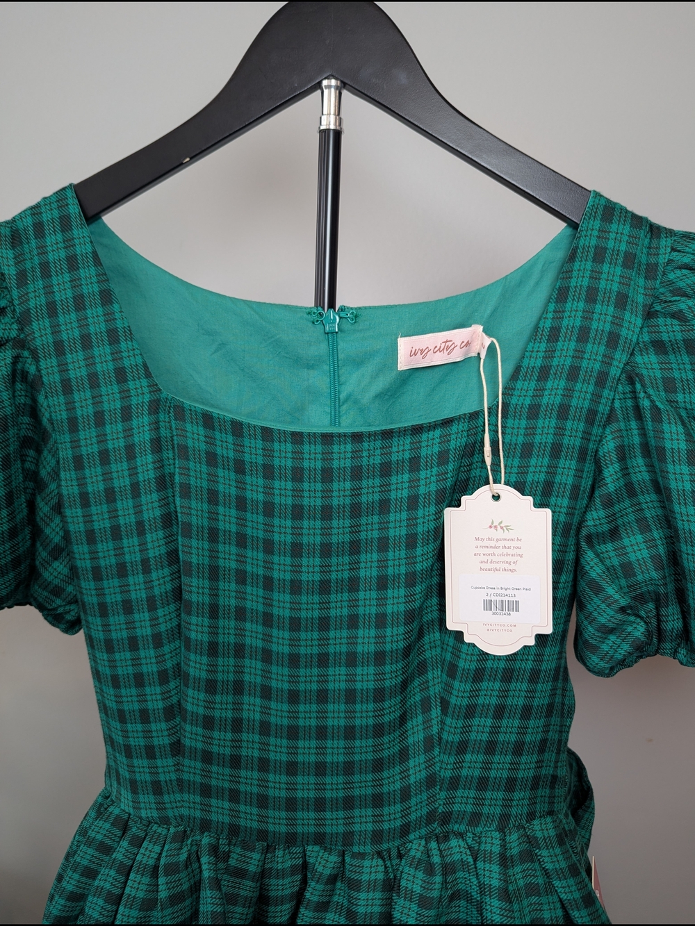 NWT Ivy City Co. Women’s Size 2 Green Plaid Puff Sleeve Cupcake Midi Dress - Picture 7 of 10